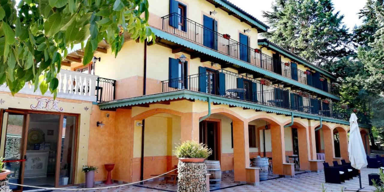 Hotel La Valle DelLʼAquila Exterior foto